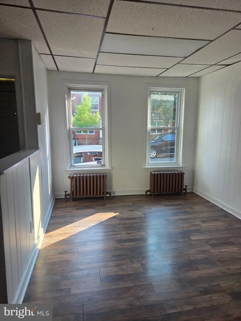 421 E 9th St, Wilmington, DE 19801 - #3