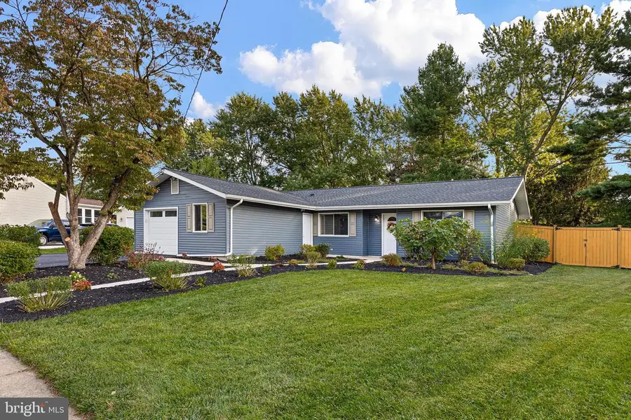 818 Bradford Ln, Newark, DE 19711 - #2