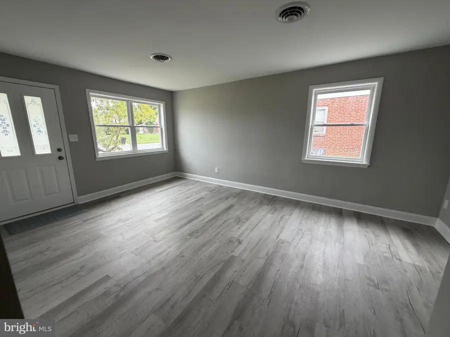 225 Bassett Ave, New Castle, DE 19720 - #2