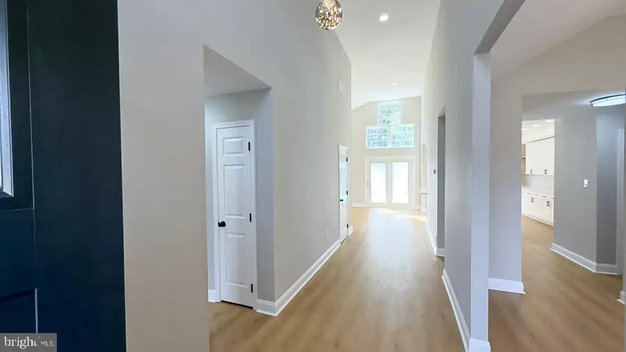 402 Park Ave, New Castle, DE 19720 - #2