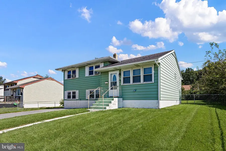 135 Karlyn Dr, New Castle, DE 19720 - #2