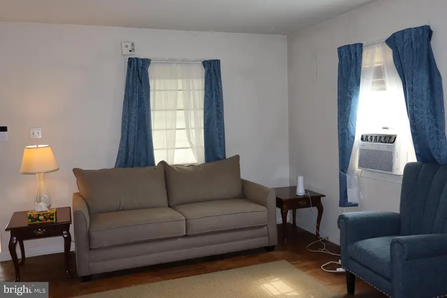 527 Connell Dr, Bear, DE 19701 - #2
