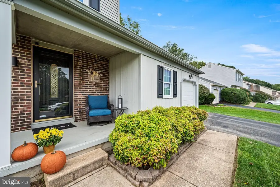27 Winding Hill Dr, Hockessin, DE 19707 - #3