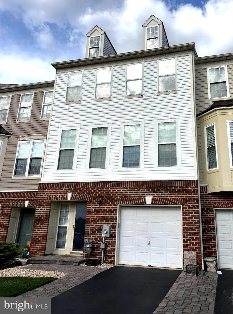 349 Rockmeade Dr, Wilmington, DE 19810 - #1