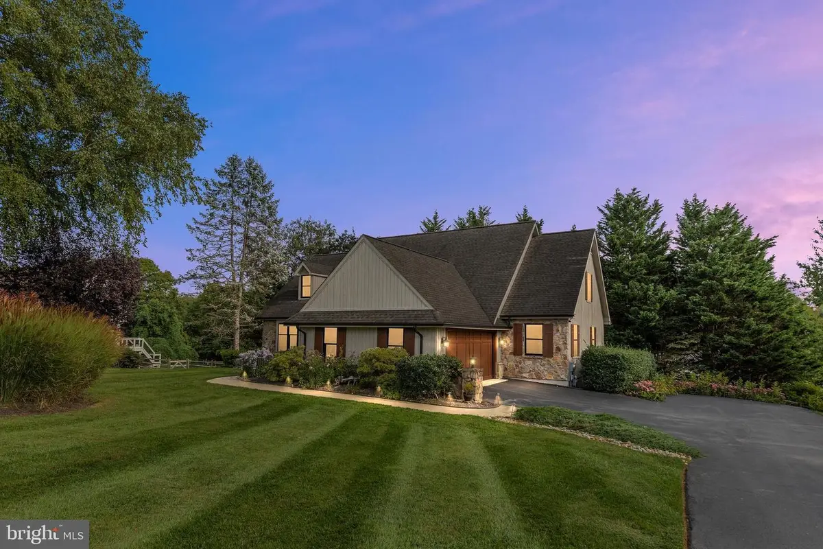 13 Thornberry Ln, Hockessin, DE 19707 - #1
