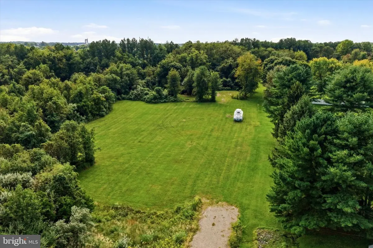 1908 Mccoy Rd, Bear, DE 19701 - #1
