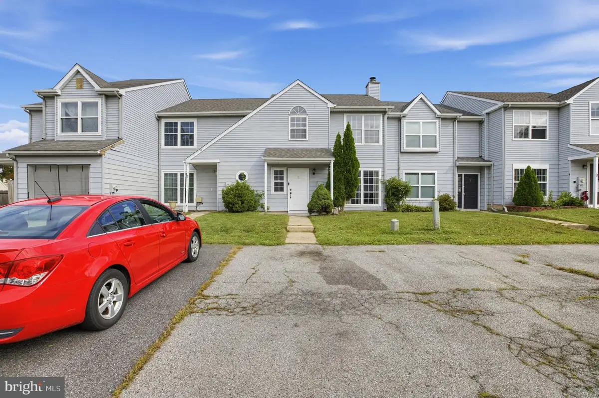 5 Stark Ct, Newark, DE 19702 - #1