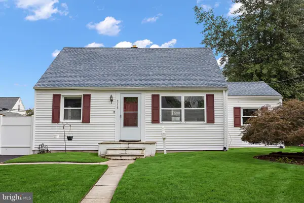 215 Decalb Ave, WILMINGTON, DE 19804
