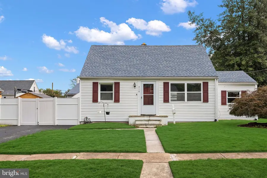 215 Decalb Ave, Wilmington, DE 19804 - #2