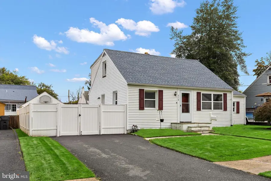 215 Decalb Ave, Wilmington, DE 19804 - #3