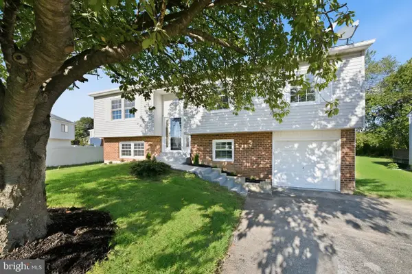 28 Castle Run Dr, BEAR, DE 19701