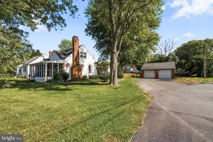 827 Elkton Rd, Newark, DE 19711 - #2