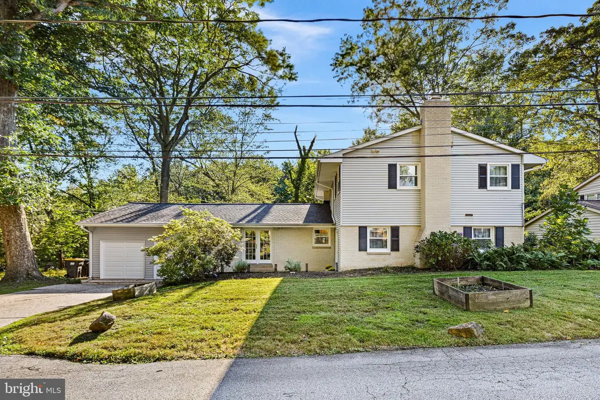 4 N Cliffe Dr, Wilmington, DE 19809 - #1