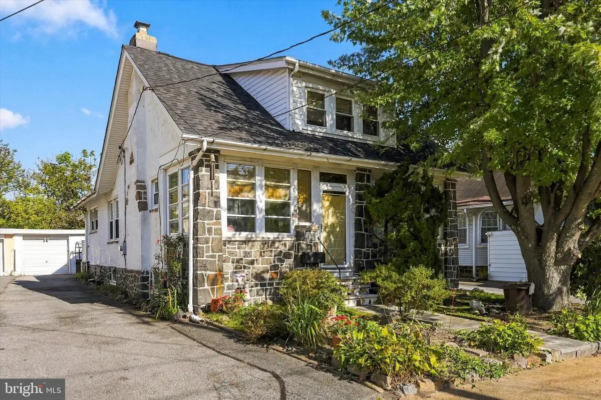 105 E 36th St, Wilmington, DE 19802 - #1