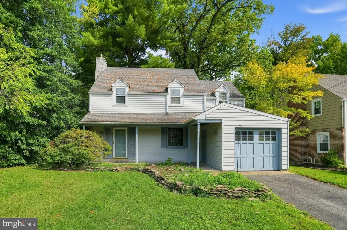 807 Woodsdale Rd, Wilmington, DE 19809 - #1