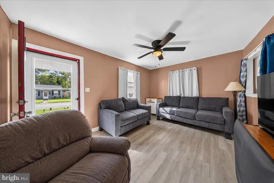 427 Carver Dr, Wilmington, DE 19801 - #2