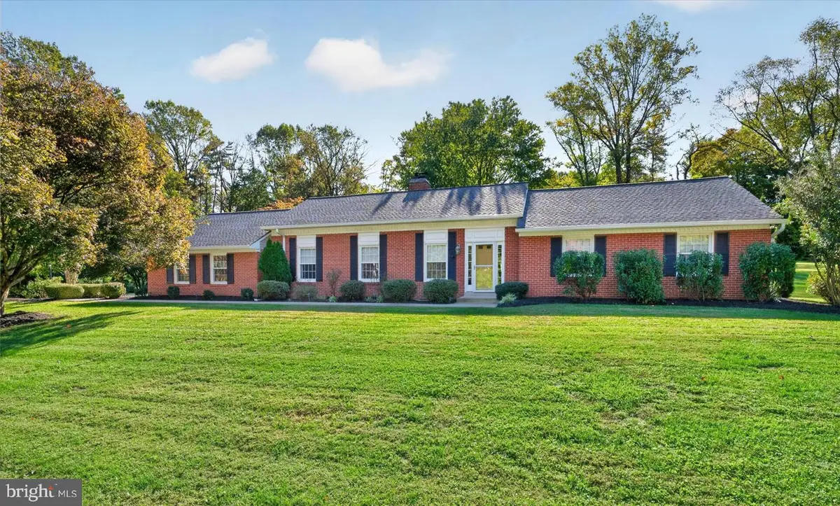 706 Abbey Rd, Wilmington, DE 19808 - #1