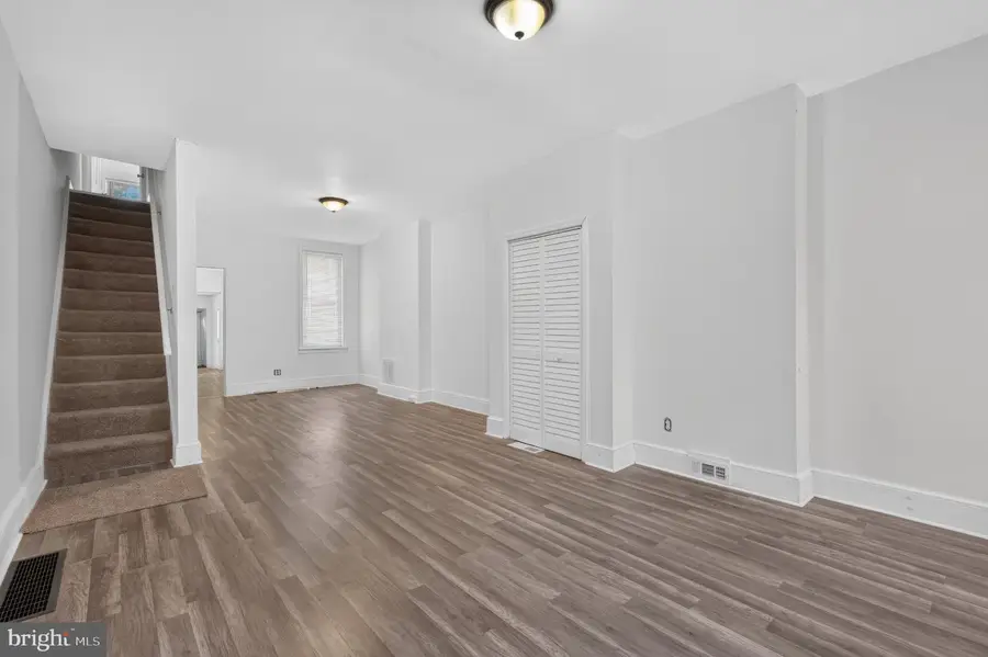 1006 W 3rd St, Wilmington, DE 19805 - #2