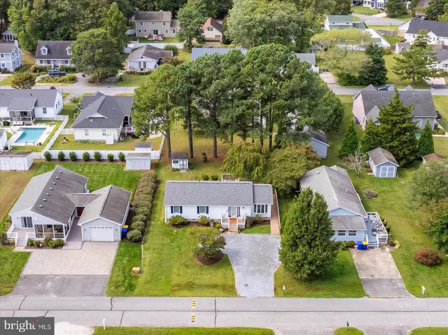 32706 E Riga Dr, Ocean View, DE 19970 - Image #2