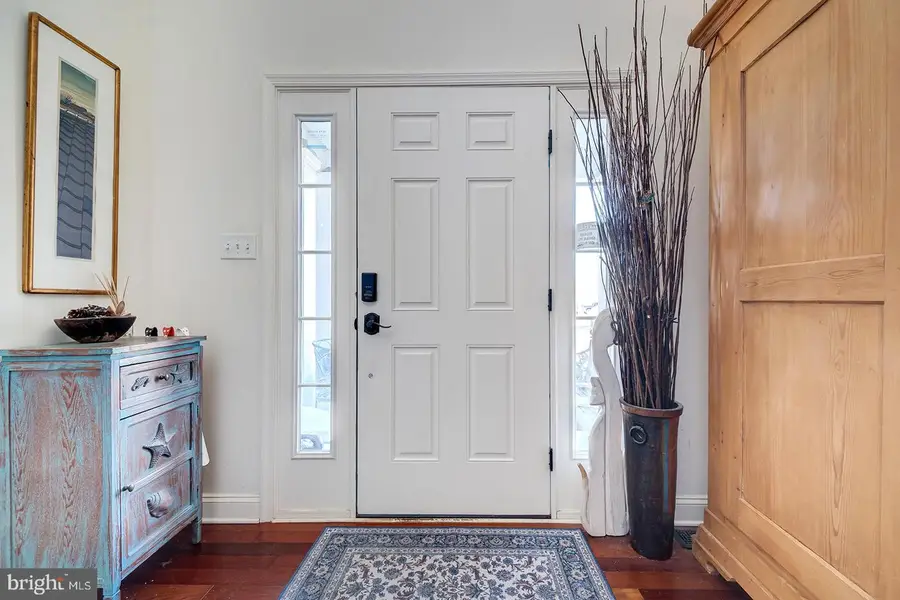 142 W Shore Dr, Milton, DE 19968 - Image #2