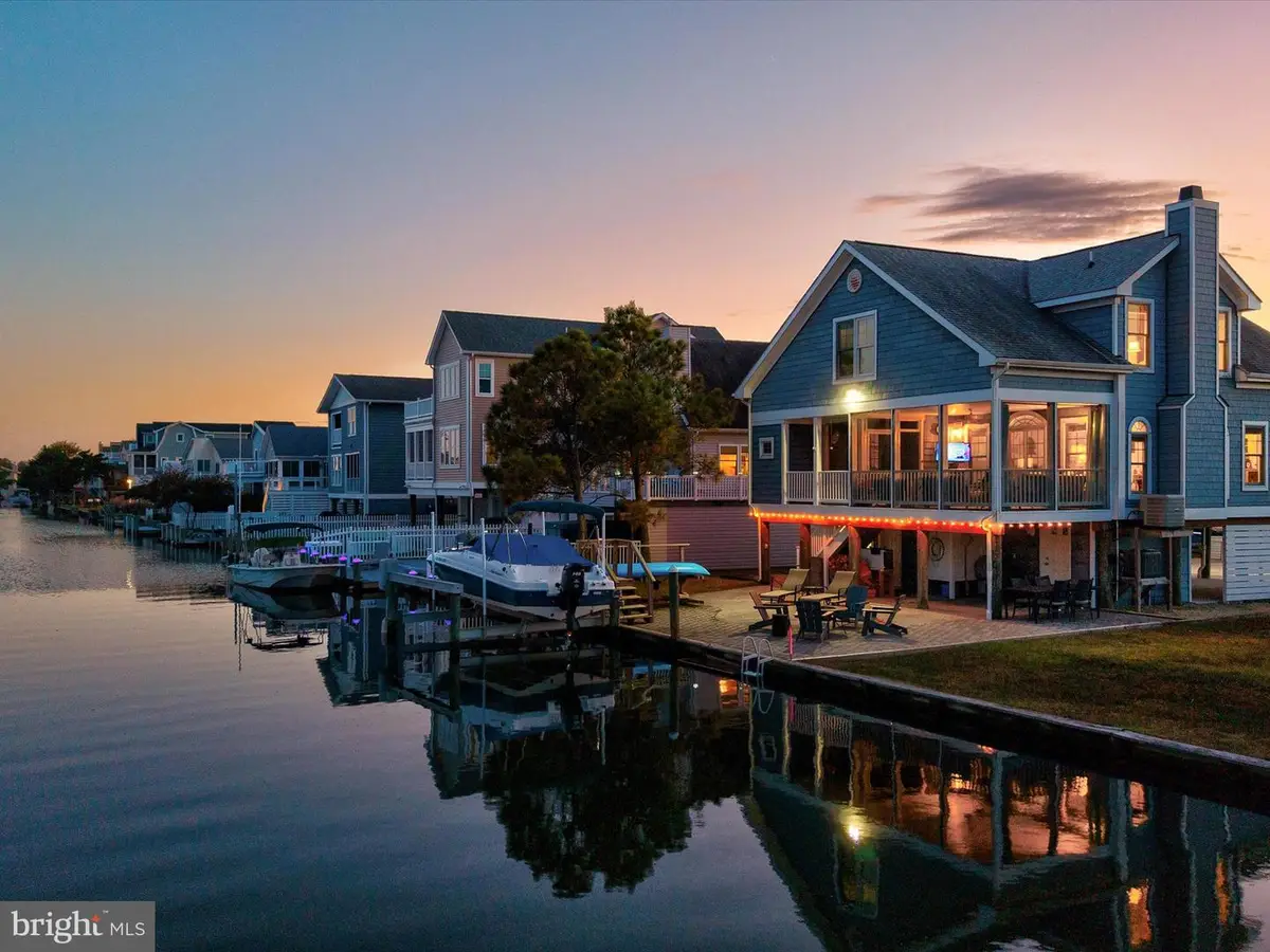 138 Bayshore Dr, South Bethany, DE 19930 - Image #1