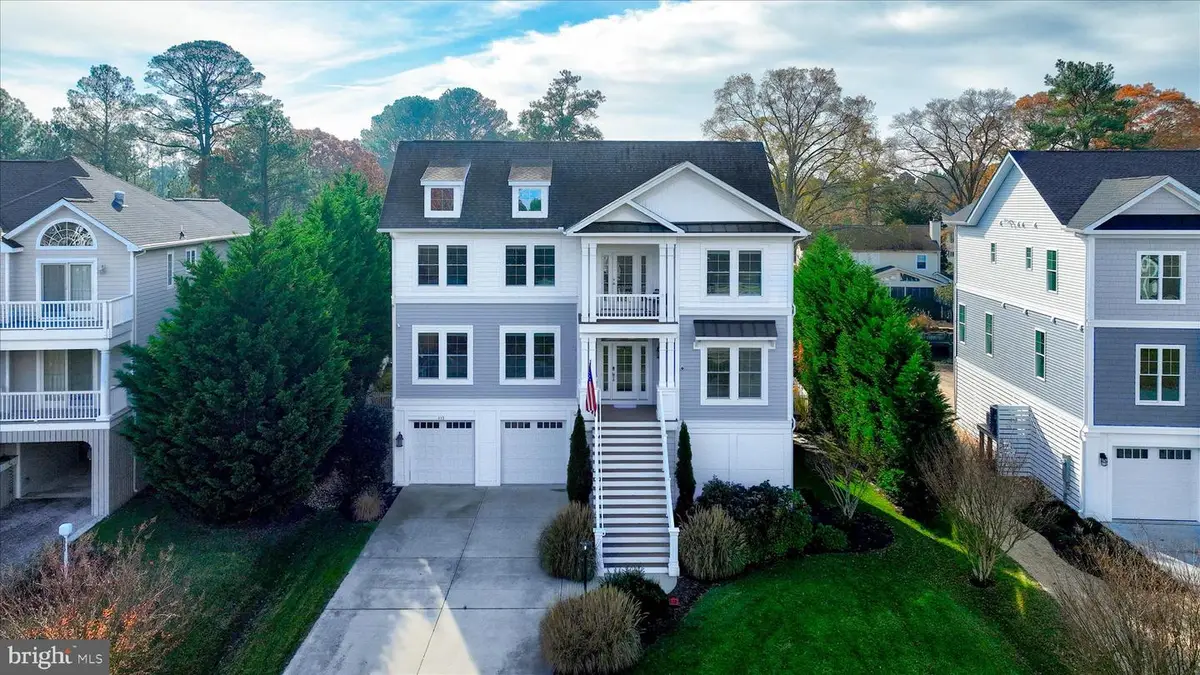 432 Canal Way W, Bethany Beach, DE 19930 - Image #1