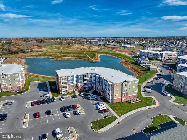 24160 Port Ln #105, LEWES, DE 19958