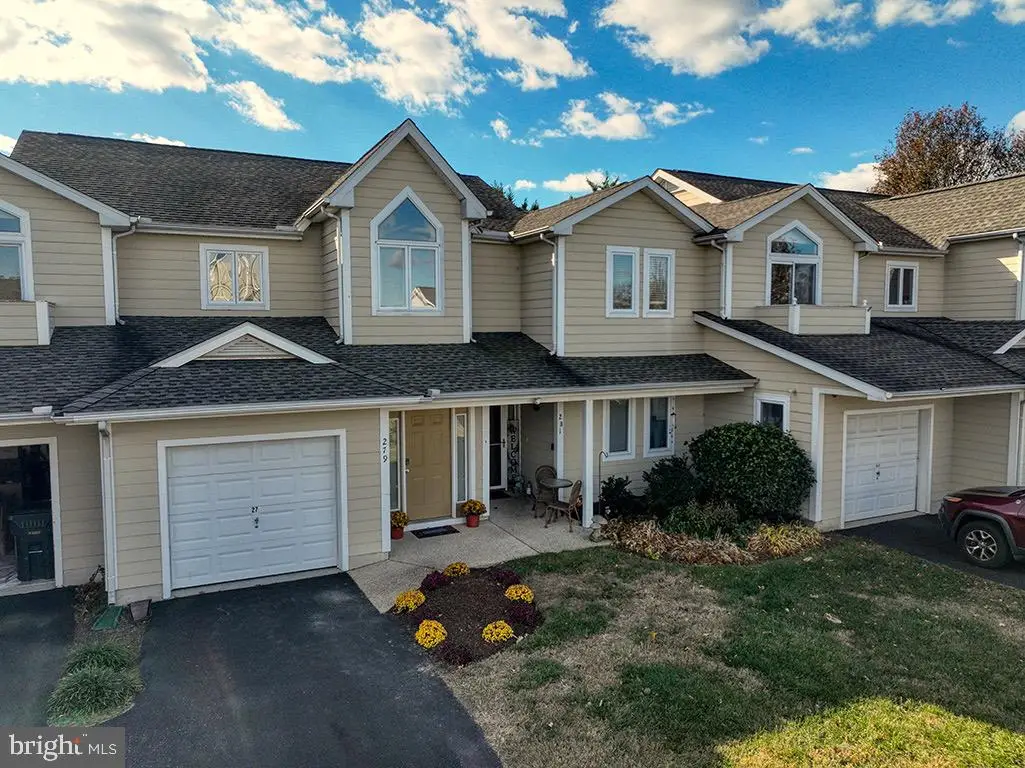 279 Lakeside Dr #7, Lewes, DE 19958 - Image #1