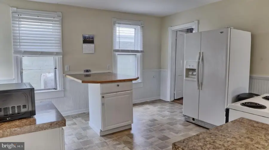 216 S Washington St, Milford, DE 19963 - Image #2