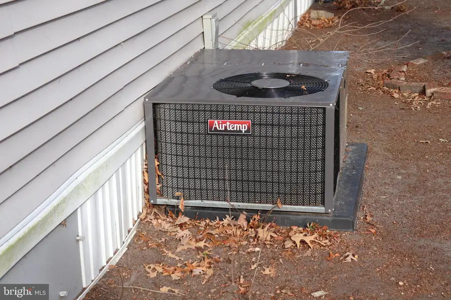 37630 W Shady Dr, Selbyville, DE 19975 - Image #3