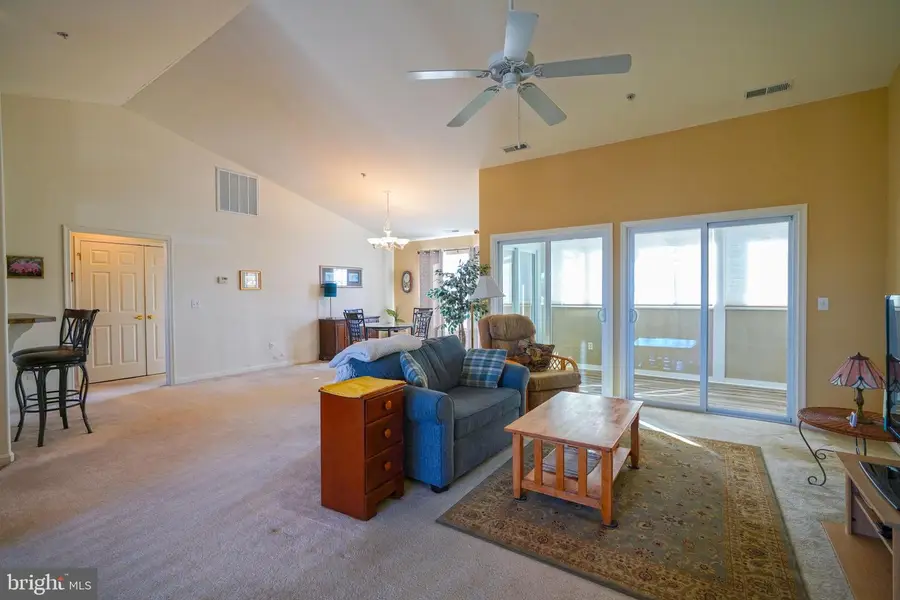 18881 Forgotten Harbor Ct #204, Rehoboth Beach, DE 19971 - Image #2