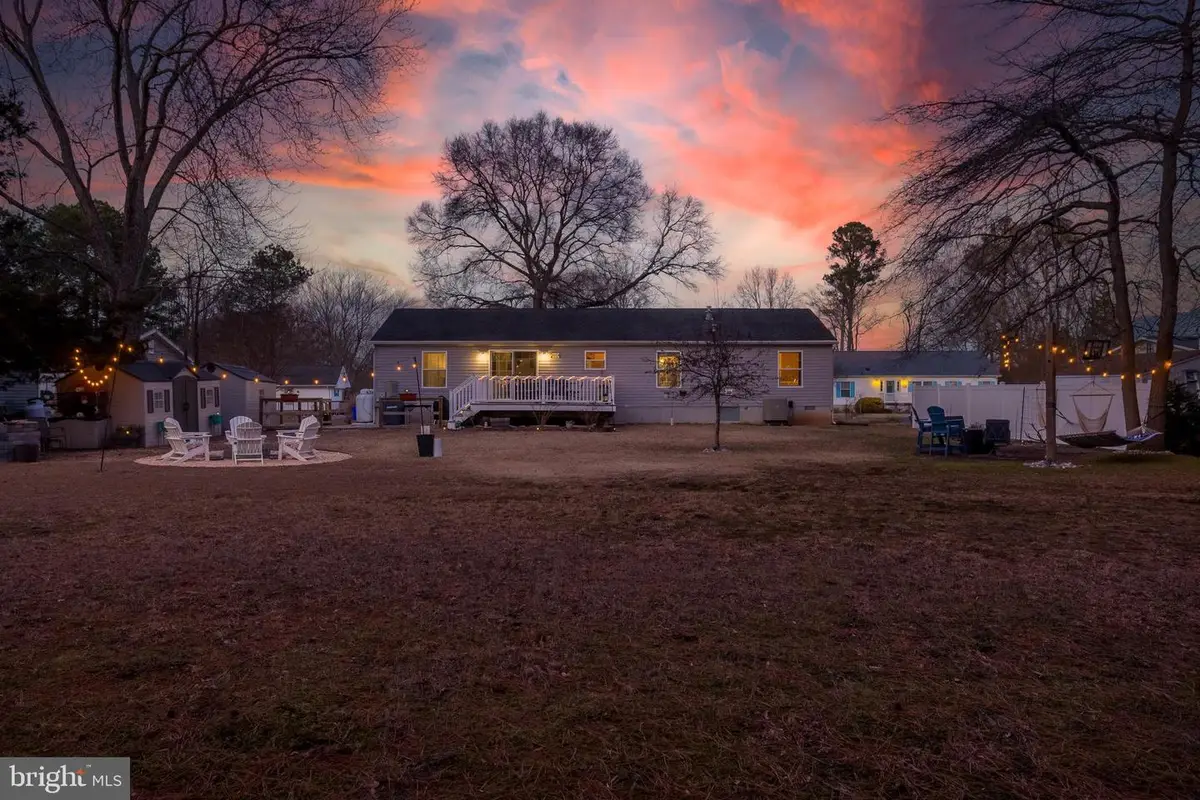 31671 Lakeview Dr, Ocean View, DE 19970 - #1