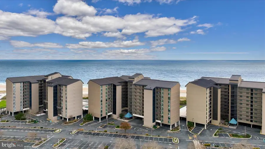 209 Georgetowne House Rd, Bethany Beach, DE 19930 - #2