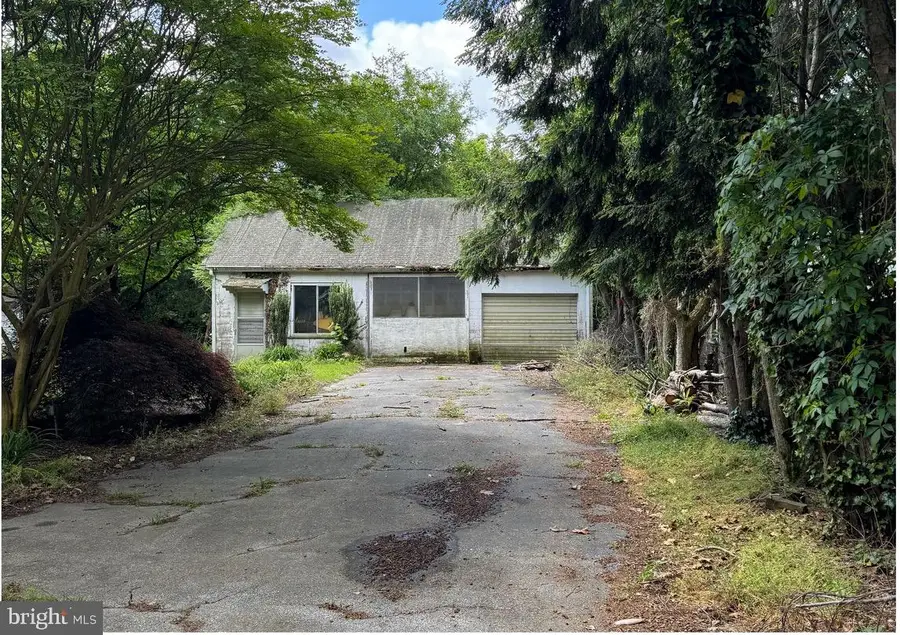 216 W 8th St, Laurel, DE 19956 - Image #2