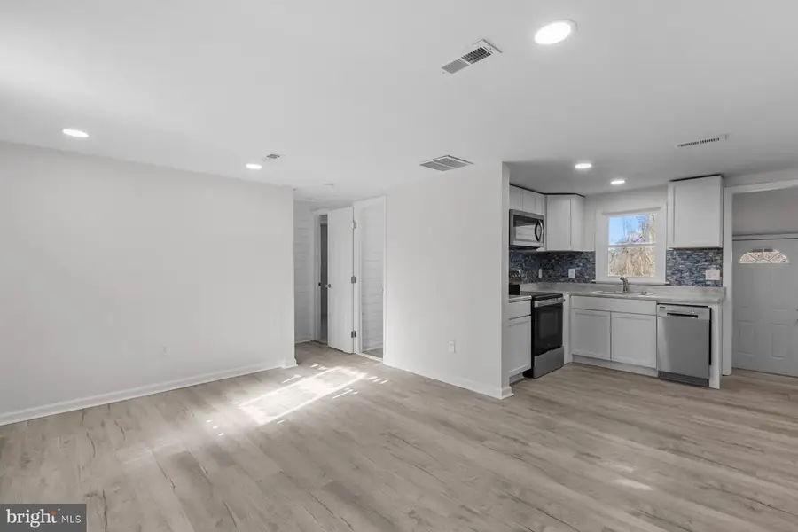 405 Park Ln, Laurel, DE 19956 - Image #3