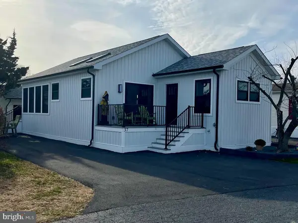 37 Candlelight Ln, REHOBOTH BEACH, DE 19971