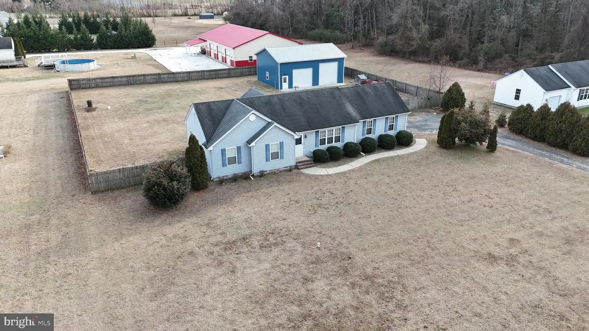 10742 Oak Lane Dr, Laurel, DE 19956 - Image #1