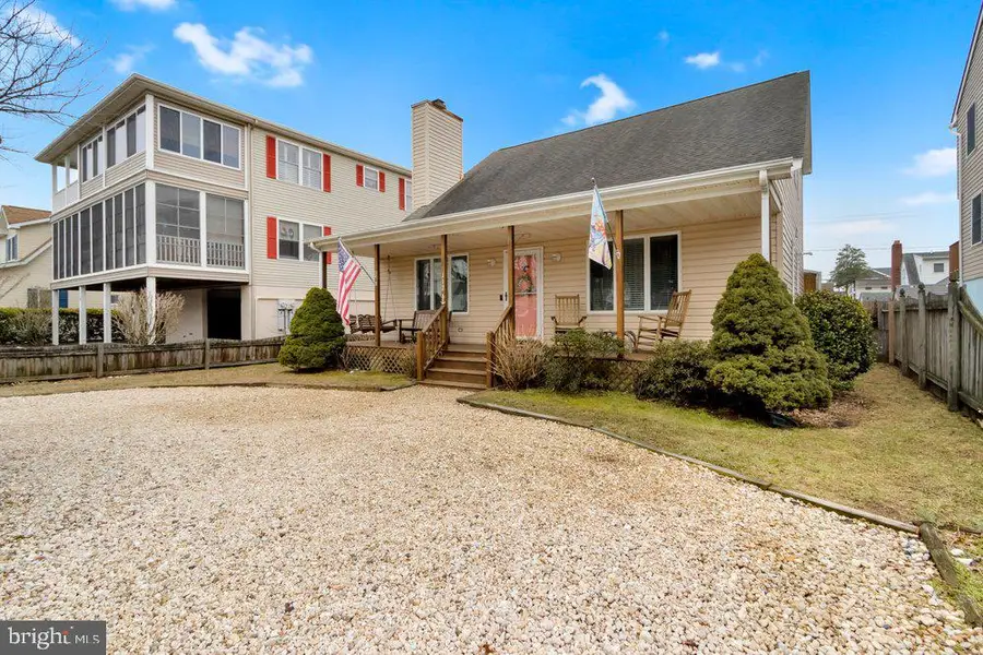 112 Swedes St, Dewey Beach, DE 19971 - #3