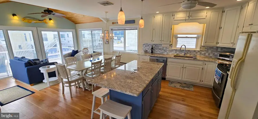 30 W Bayard St, Fenwick Island, DE 19944 - #2