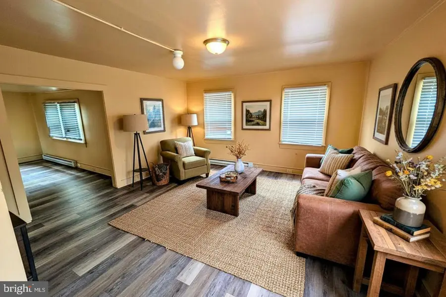 15 E 4th St, Blades, DE 19973 - #2