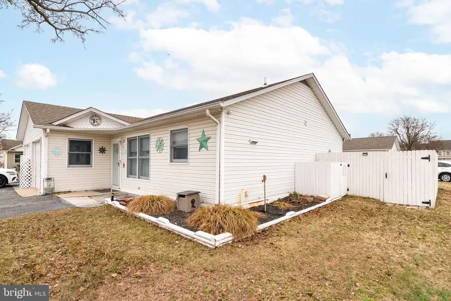 231 Magnolia Dr, Millsboro, DE 19966 - #3