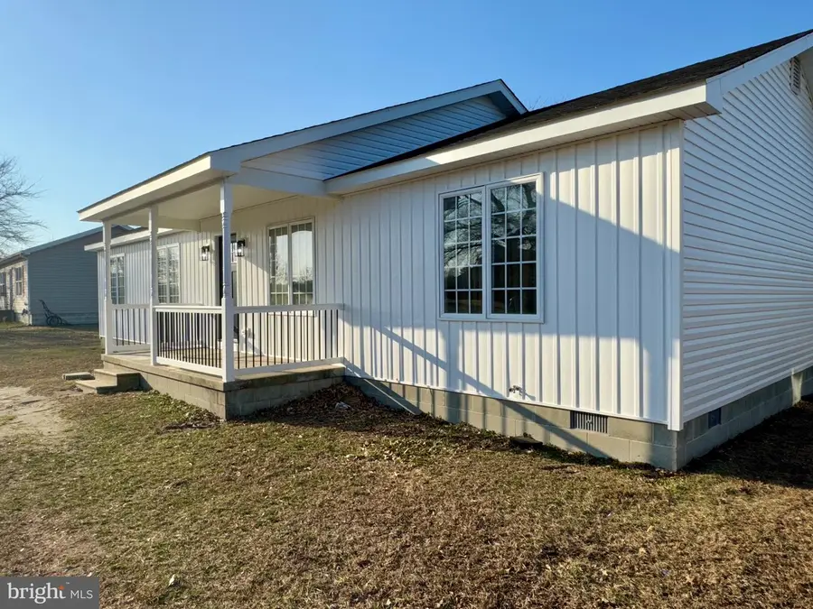 208 Oak St, Ellendale, DE 19941 - #3