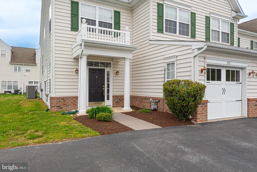 212 W Bourne Way, Millsboro, DE 19966 - #2