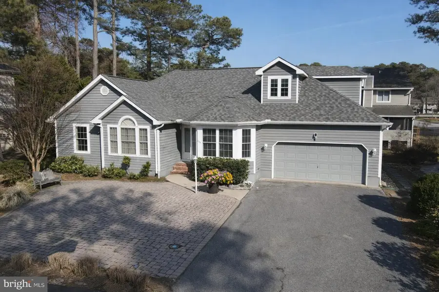 844 Glen Dr, Bethany Beach, DE 19930 - #2