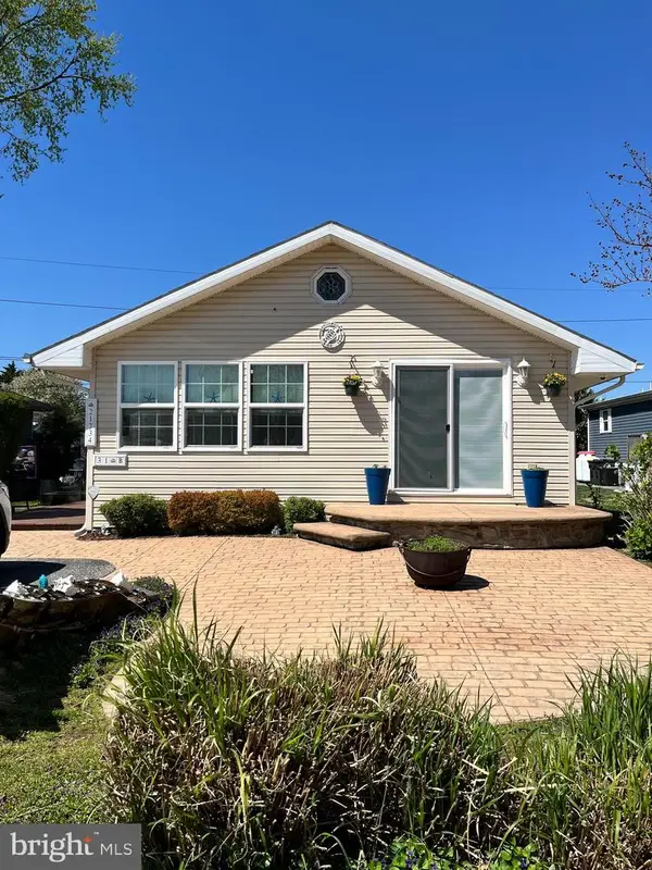 21734 B St, REHOBOTH BEACH, DE 19971