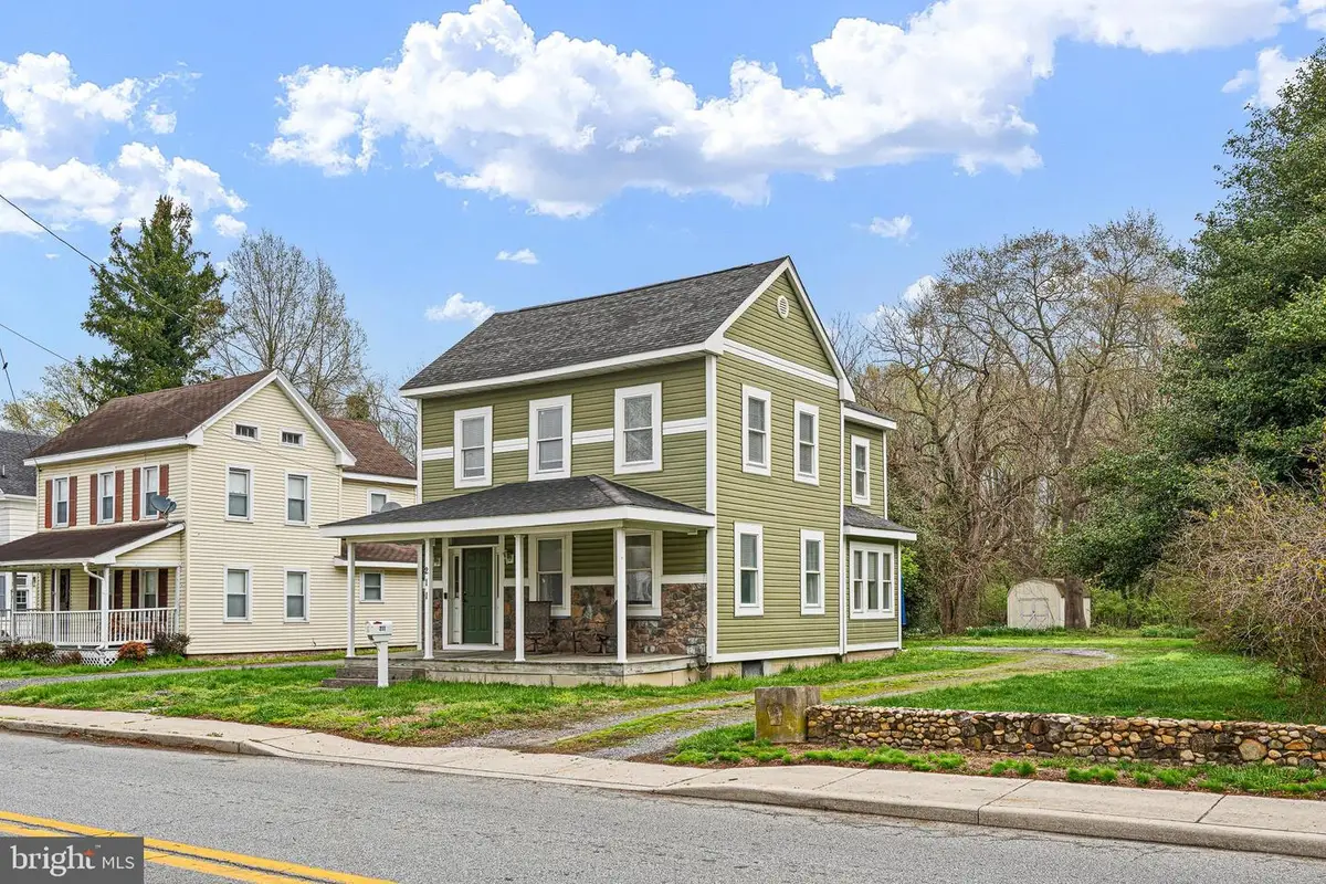 211 S Main St, Bridgeville, DE 19933 - #1