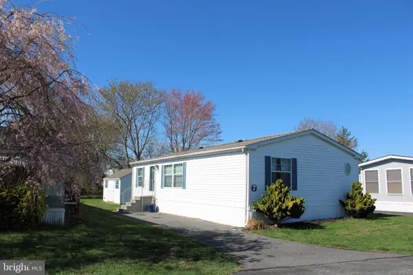 7 Colonial Ln, REHOBOTH BEACH, DE 19971