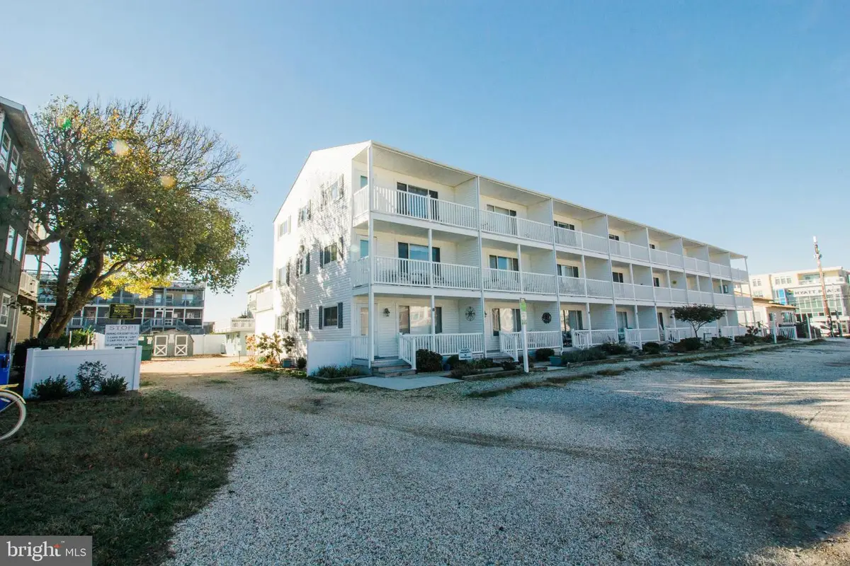 24 Dickinson Ave #8b, Dewey Beach, DE 19971 - #1