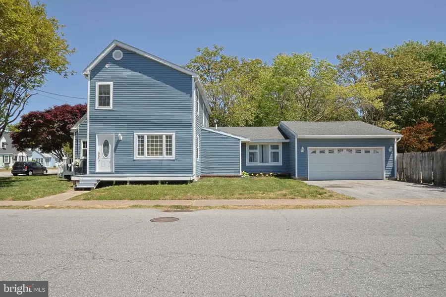 311 Cedar St, Bridgeville, DE 19933 - #3