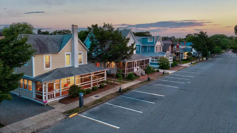 16 Delaware Ave, Rehoboth Beach, DE 19971 - #2